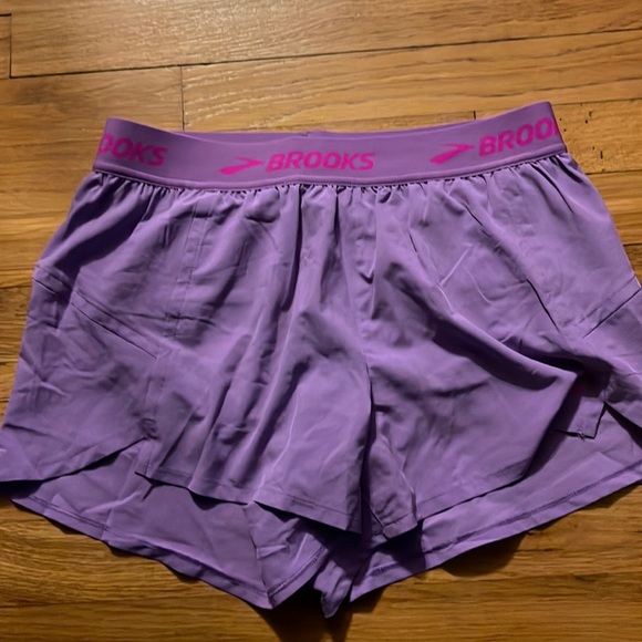 Brooks Pants - Brooks purple chaser 3” shorts